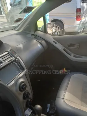 Toyota Yaris 1.0 VVT-i 2008 Silver