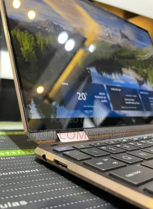 New Laptop HP Spectra 13 16GB Intel Core I7 SSD 512GB