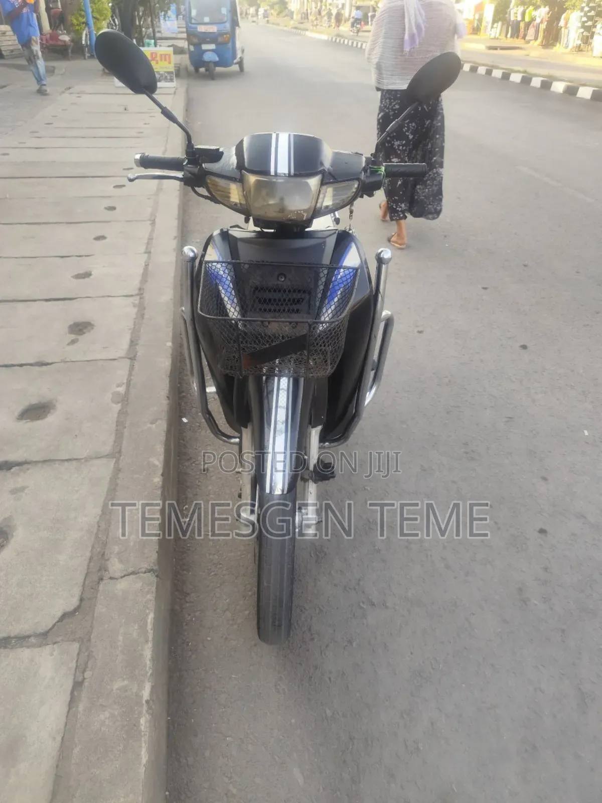 New Bajaj 2017 Black