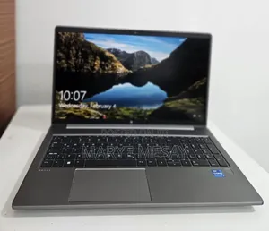 New Laptop HP ZBook Power G9 I7 16GB Intel Core I7 SSD 1T