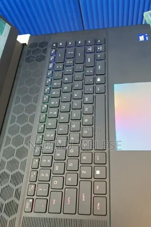 New Laptop Dell Alienware 15 32GB Intel Core Ultra 9 SSD 1T