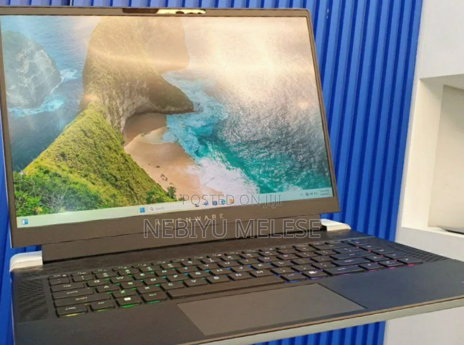 New Laptop Dell Alienware 15 32GB Intel Core Ultra 9 SSD 1T