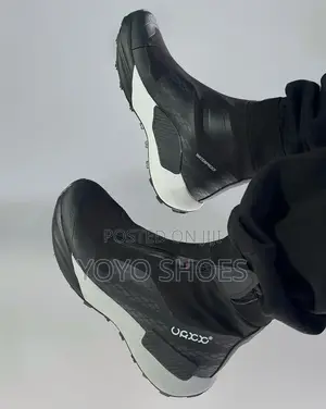 New Arrival Men's High Water Proof Black/White Faahion Boots