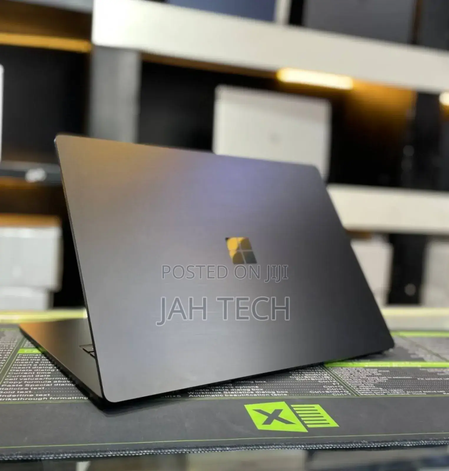 New Laptop Microsoft Surface 16GB Intel Core I7 SSD 512GB