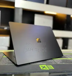 New Laptop Microsoft Surface 16GB Intel Core I7 SSD 512GB