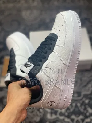 Nike Air Force 1fragments White/Black Fashion Sneaker