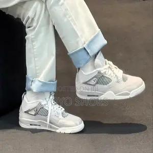 New Arrivl Air Jordan 4 Retro Forzan Moments Gray Fashion Sneaker