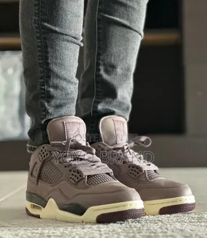 Air Jordan 4 Retro a Ma Maniere Violet Fashion Sneaker