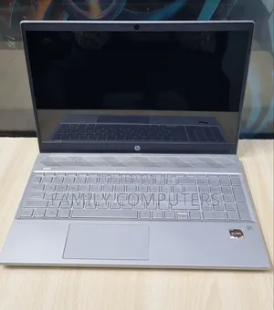 New Laptop HP Pavilion 15 8GB AMD Ryzen 3 SSD 256GB