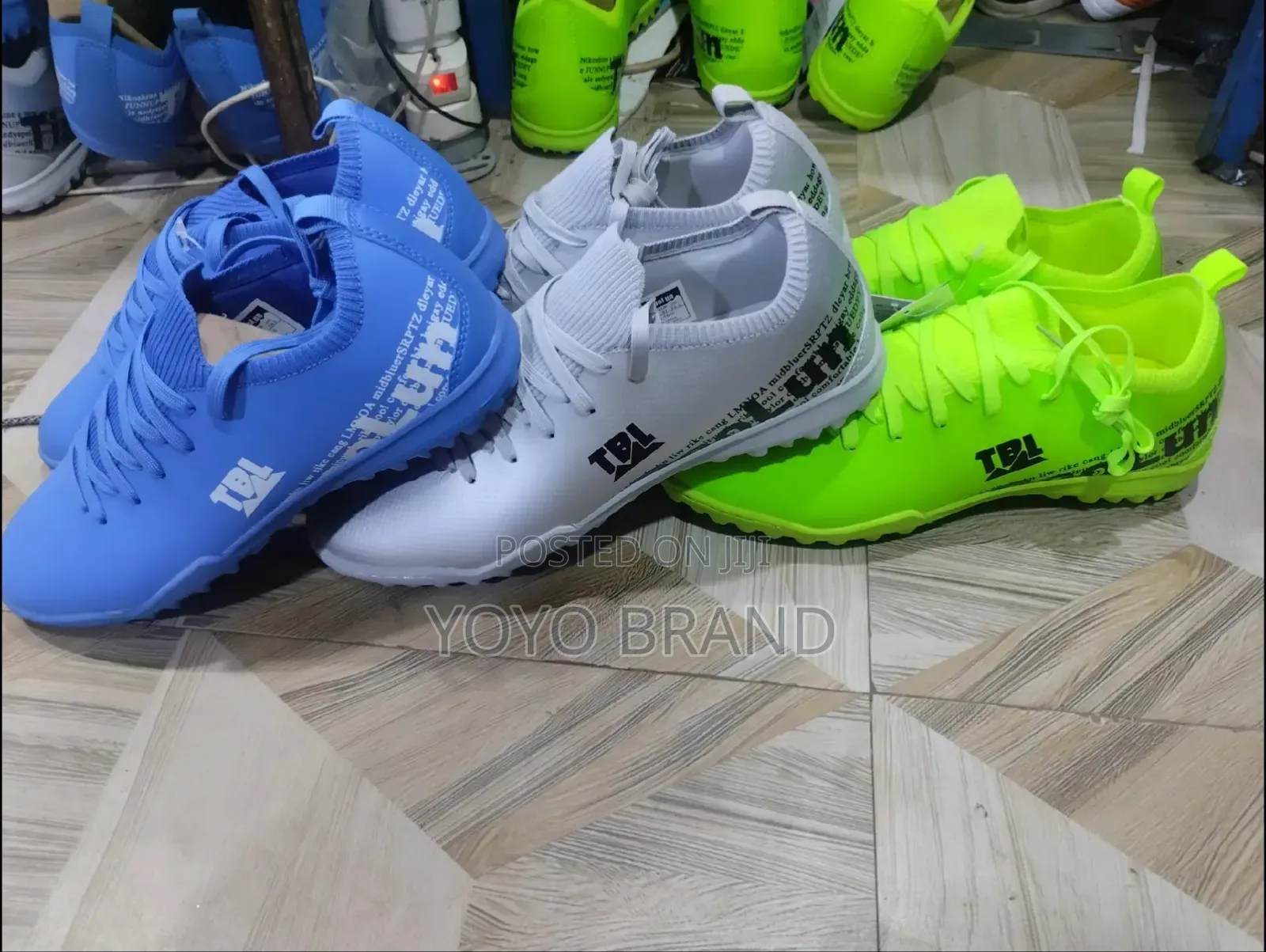 TBL New Arrrival Futsal Soccer Cleats Quality Shoes