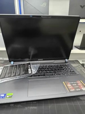 New Laptop MSI Vector 16 HX AI A2XWIG 16GB Intel Core Ultra 9 SSD 1T
