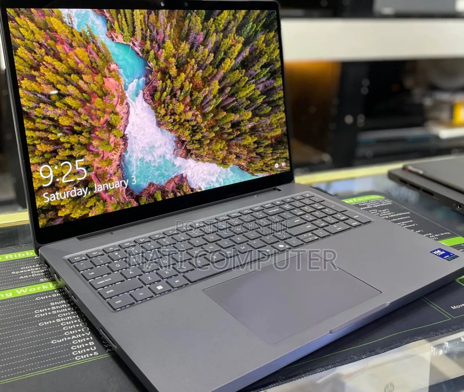 New Laptop Dell Pro Max 16 32GB Intel Core Ultra 7 SSD 512GB