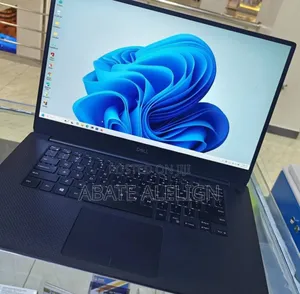 New Laptop Dell Precision 5540 16GB Intel Core I7 SSD 512GB