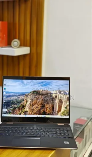 New Laptop HP Spectre X360 15t 16GB Intel Core I7 SSD 512GB