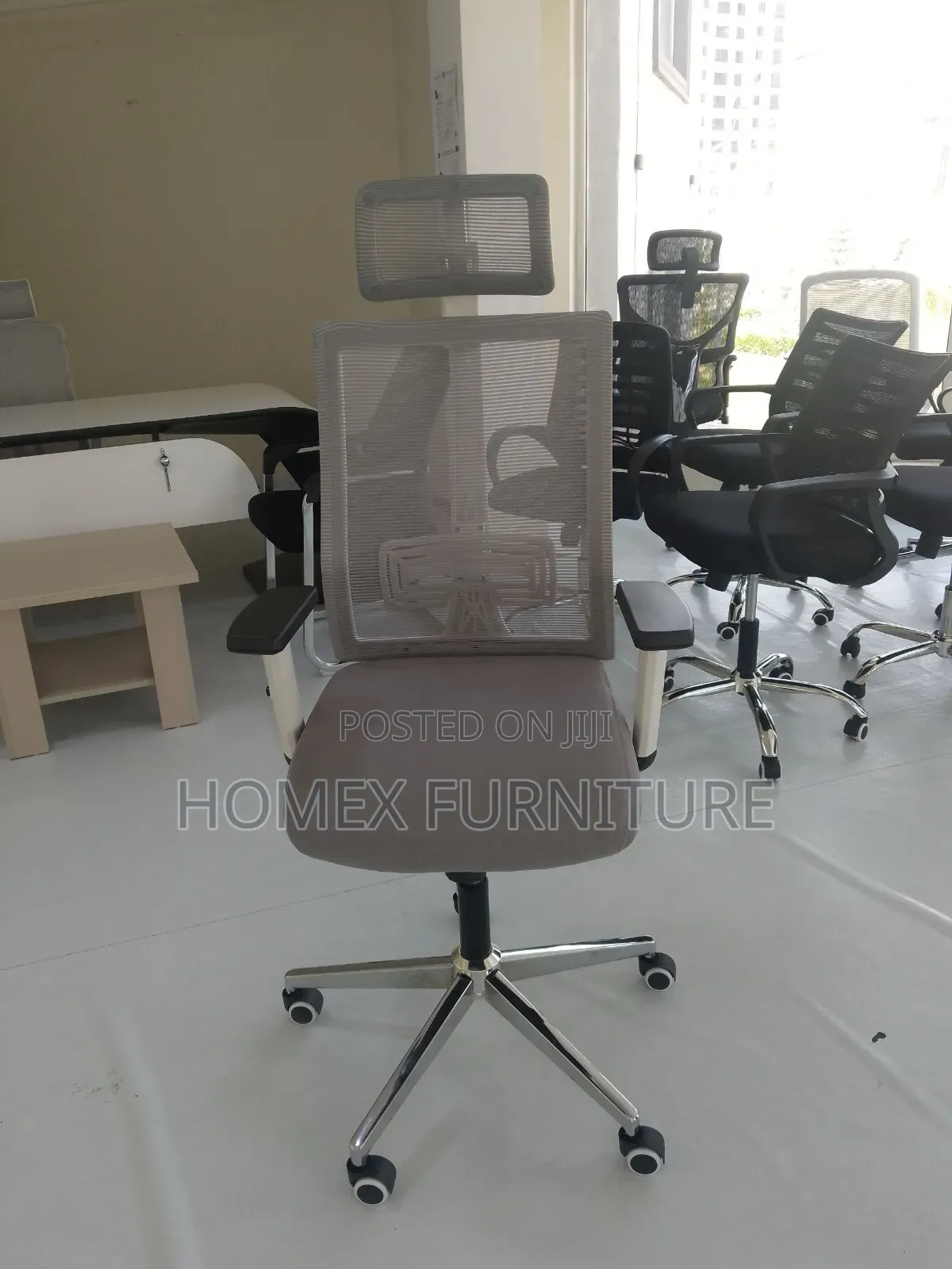 Office Managerial Mesh Chair