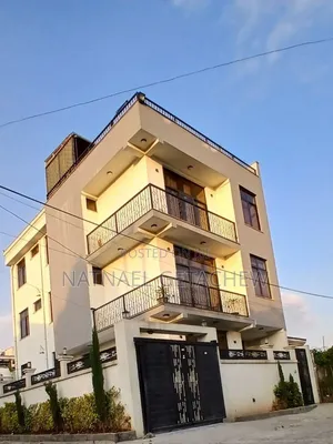 Furnished 8bdrm Villa in Bole for sale