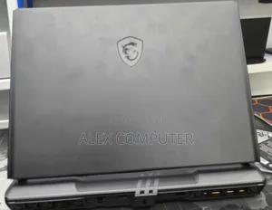 New Laptop MSI Vector 16 HX AI A2XWIG 16GB Intel Core Ultra 9 SSD 1T