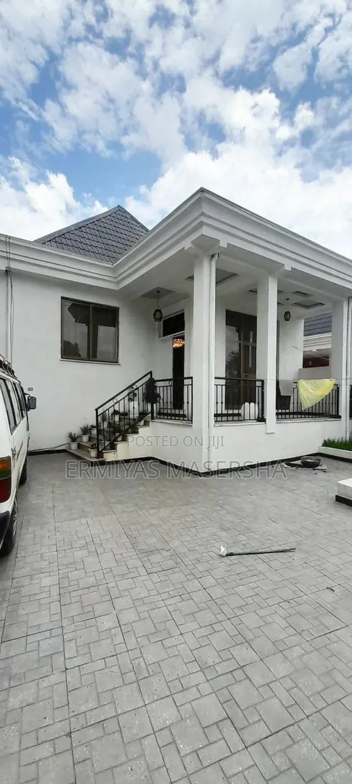 Furnished 6bdrm House in Bole for sale