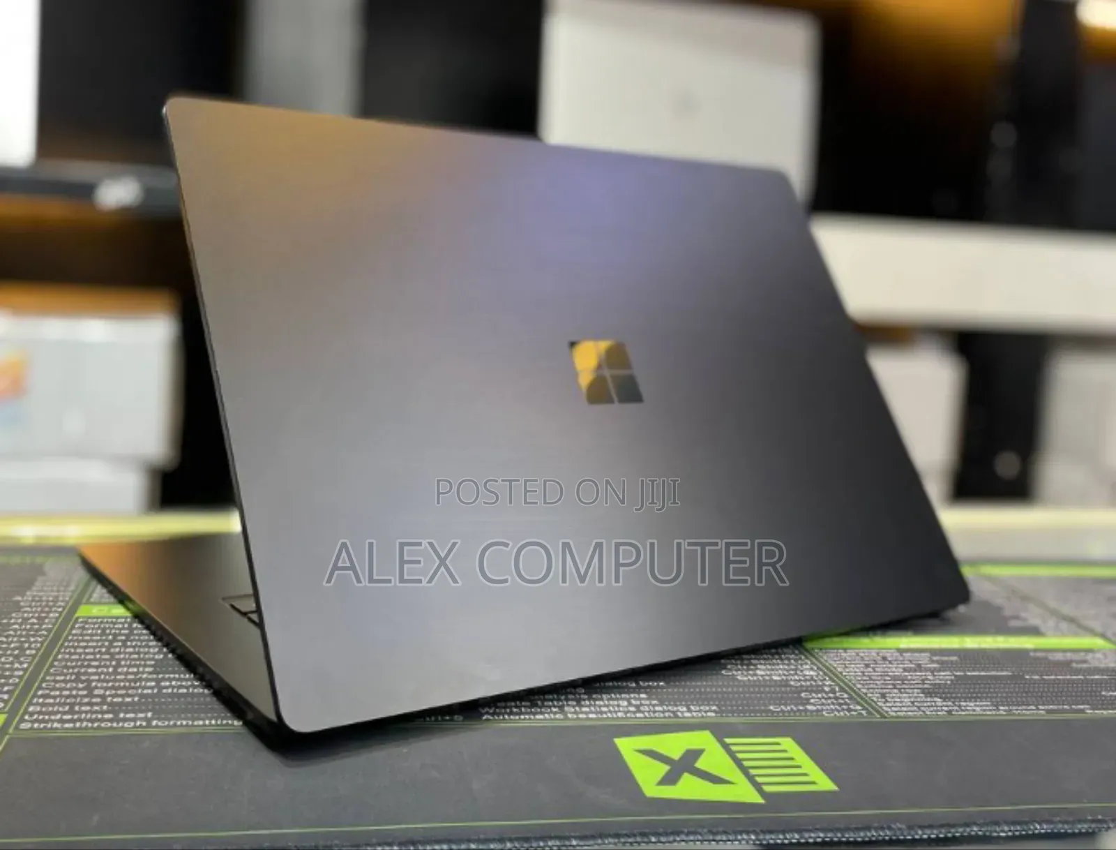 New Laptop Microsoft 16GB Intel Core I7 SSD 512GB