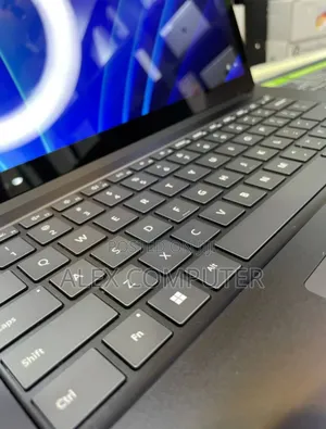 New Laptop Microsoft 16GB Intel Core I7 SSD 512GB