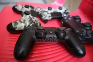 Playstation 4 Joystick (ፒኤስ 4 ጆይስቲክ)