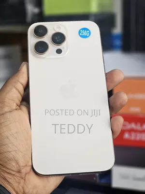 New Apple iPhone 16 Pro Max 256 GB Gold