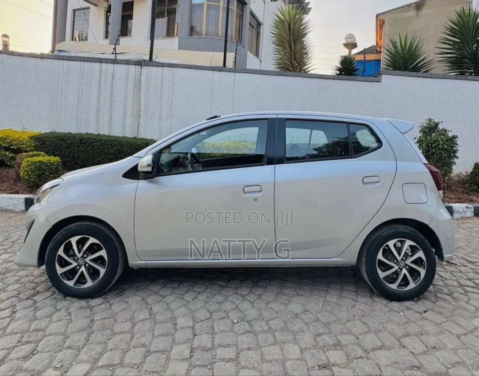 Toyota Agya 2022 Silver