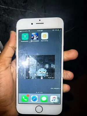 Apple iPhone 6 16 GB Gray