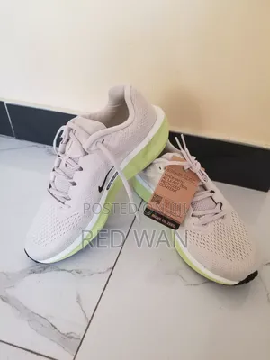 Original Nike Winflo 11, New From the Us, Retail Price $110.