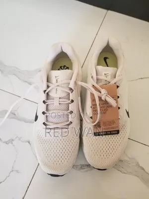 Original Nike Winflo 11, New From the Us, Retail Price $110.