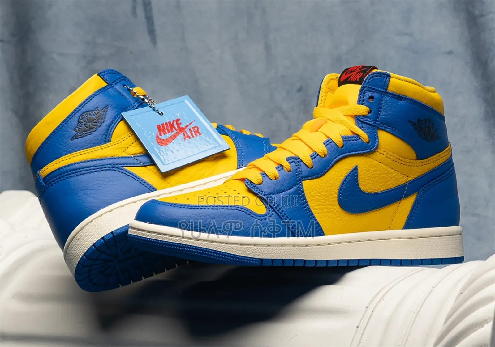 Nike Air Jordan 1 Retro Hi 'Yellow Reverse Laney' Men's Shoes