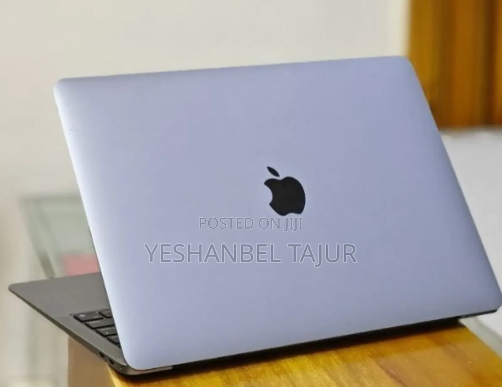 New Laptop Apple MacBook Air 2020 M1 8GB Apple M1 SSD 256GB