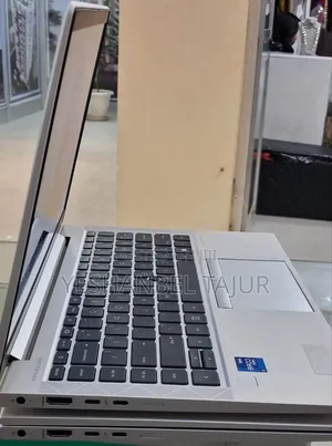 New Laptop HP EliteBook 840 G8 16GB Intel Core I7 SSD 512GB