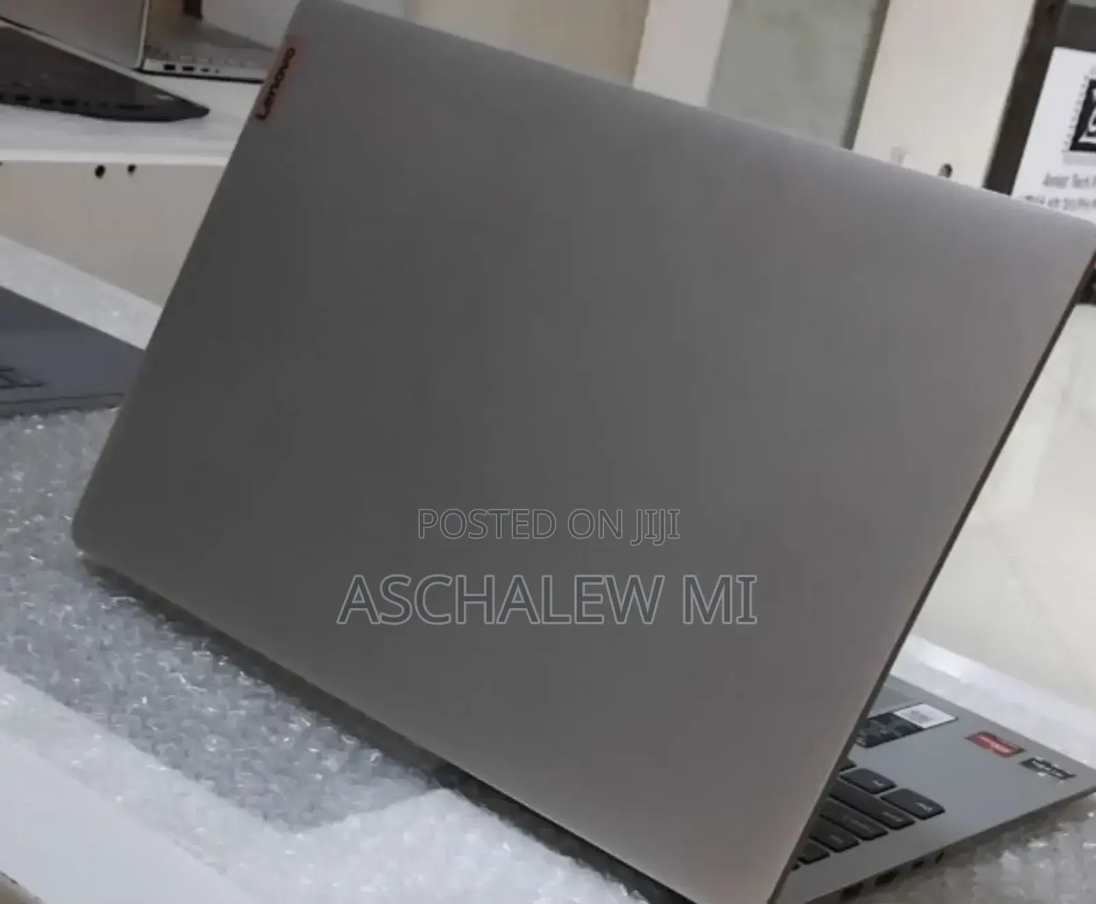 New Laptop Lenovo Ideapad 3 8GB AMD Ryzen 5 SSD 512GB