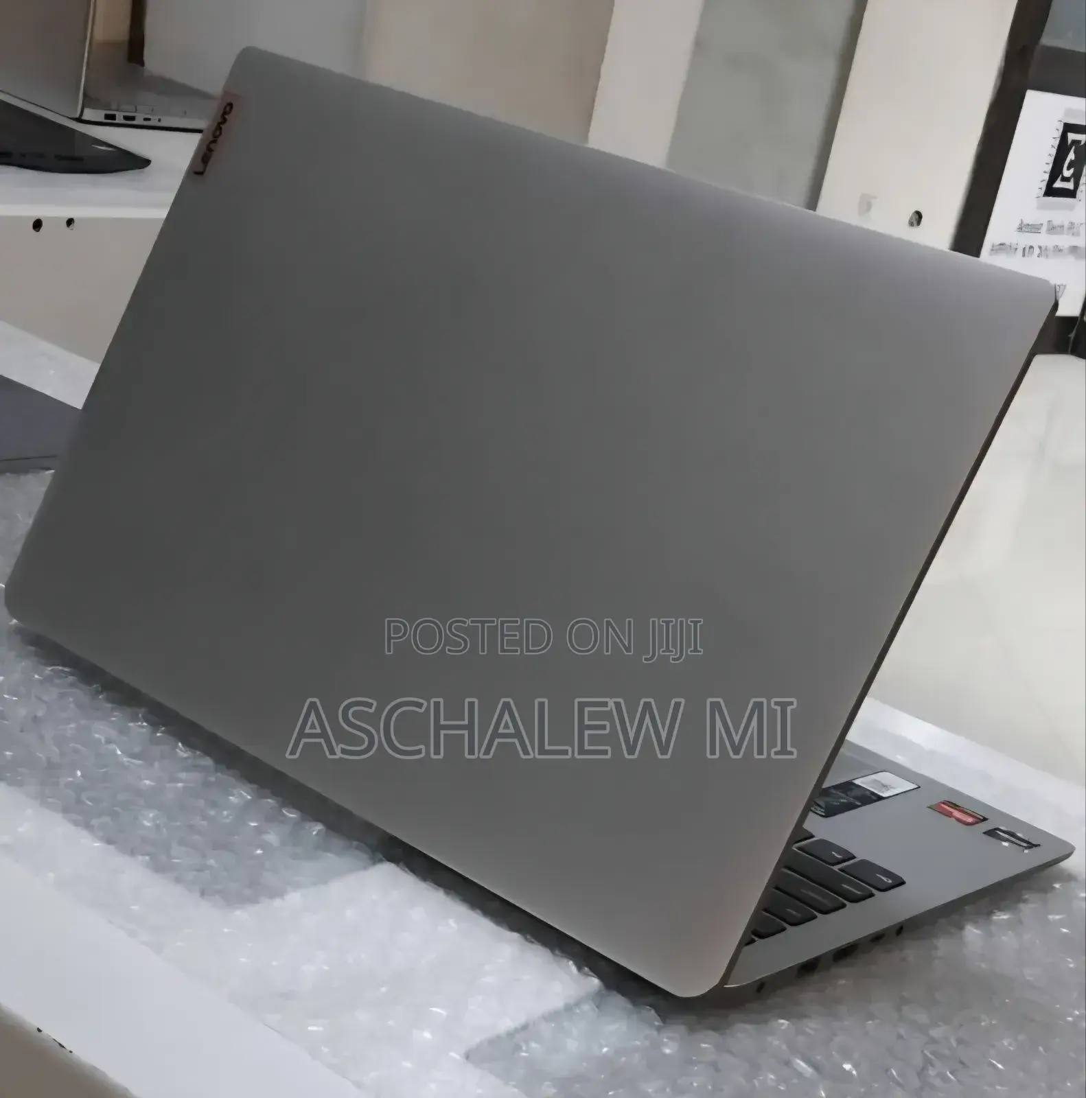 New Laptop Lenovo Ideapad 3 8GB AMD Ryzen 5 SSD 512GB