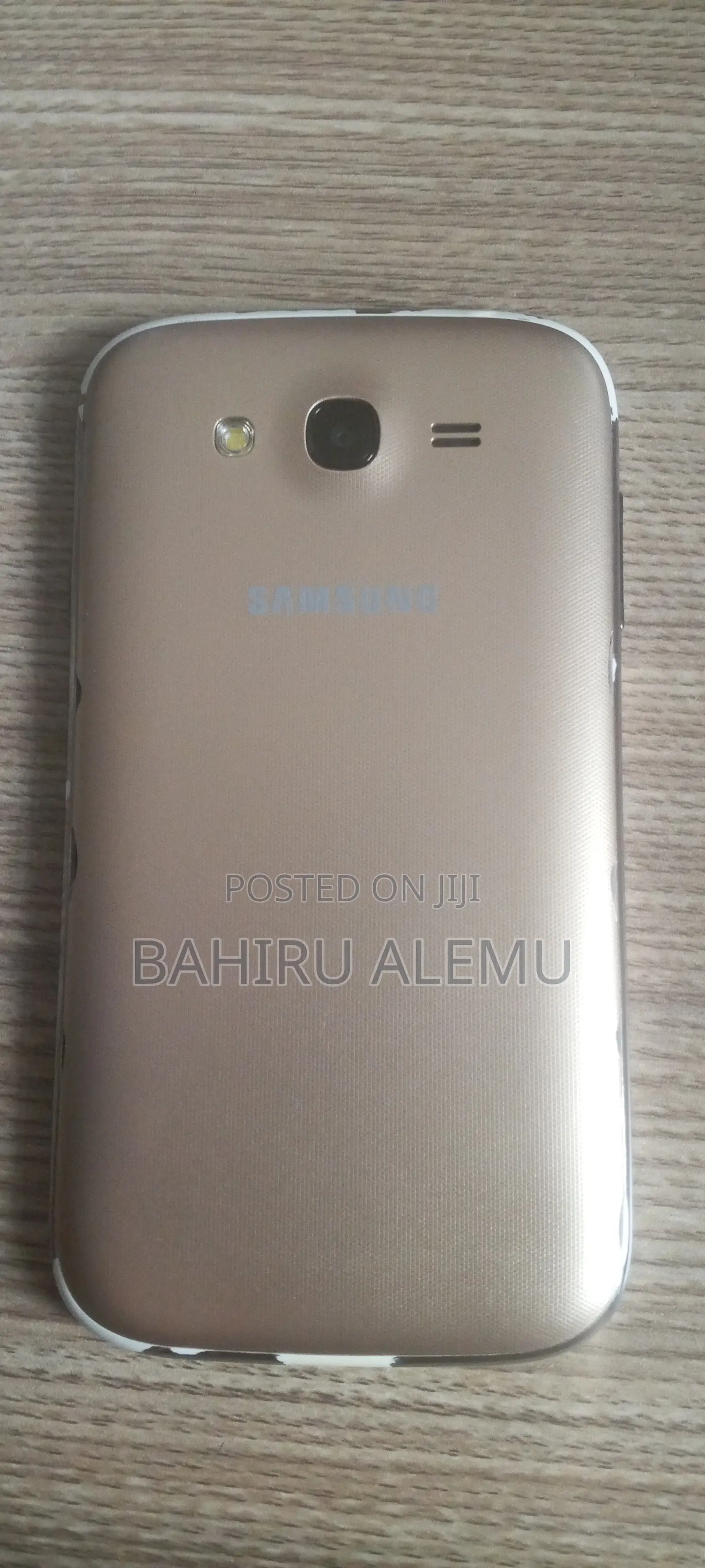 Samsung GT-E1080 Gold