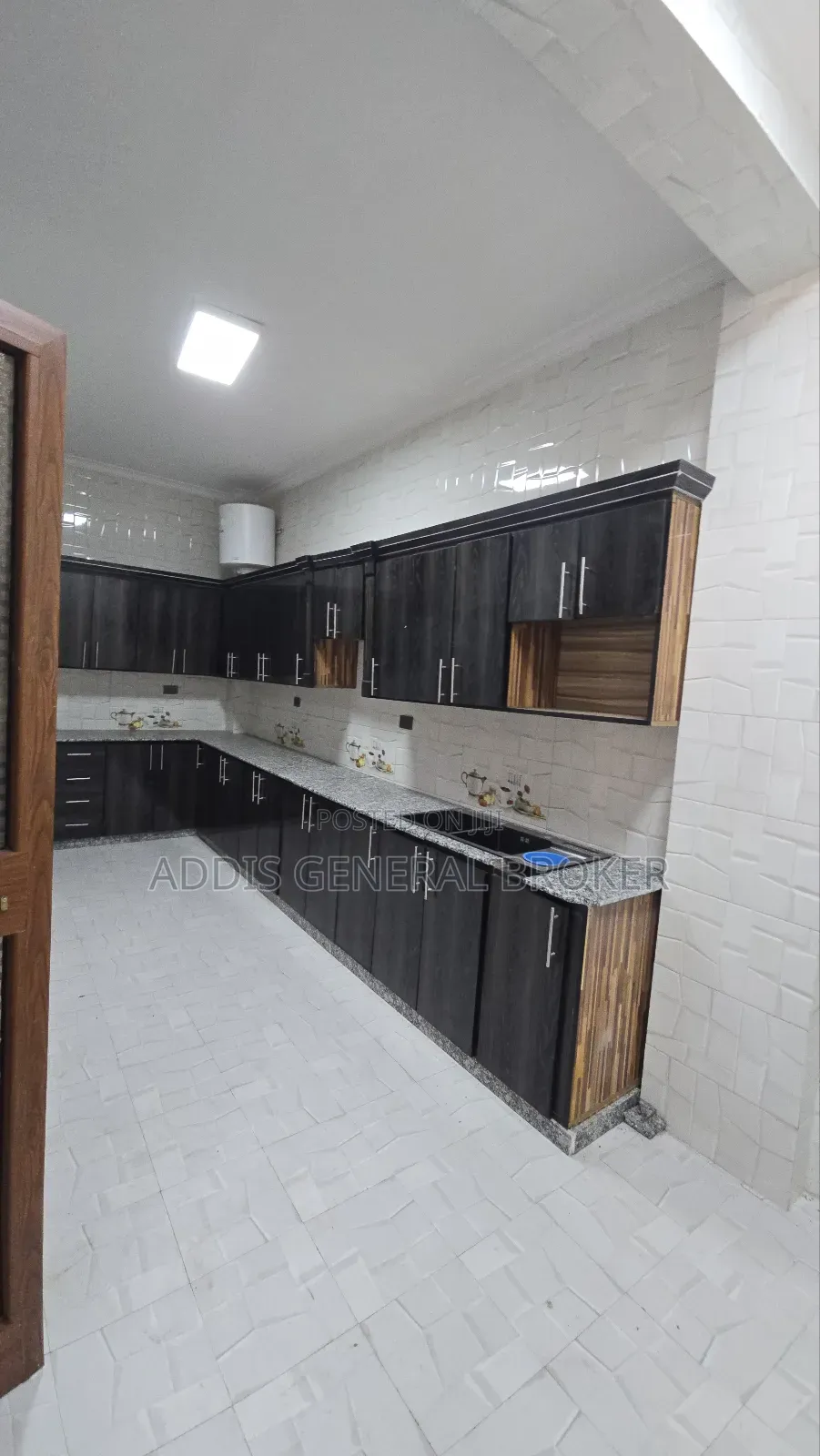 10bdrm House in Lebu, Nifas Silk-Lafto for sale