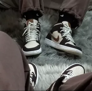 Air Jordan 1 High Og 'Brown Basalt Oatmeal' Men's Boots Shoes