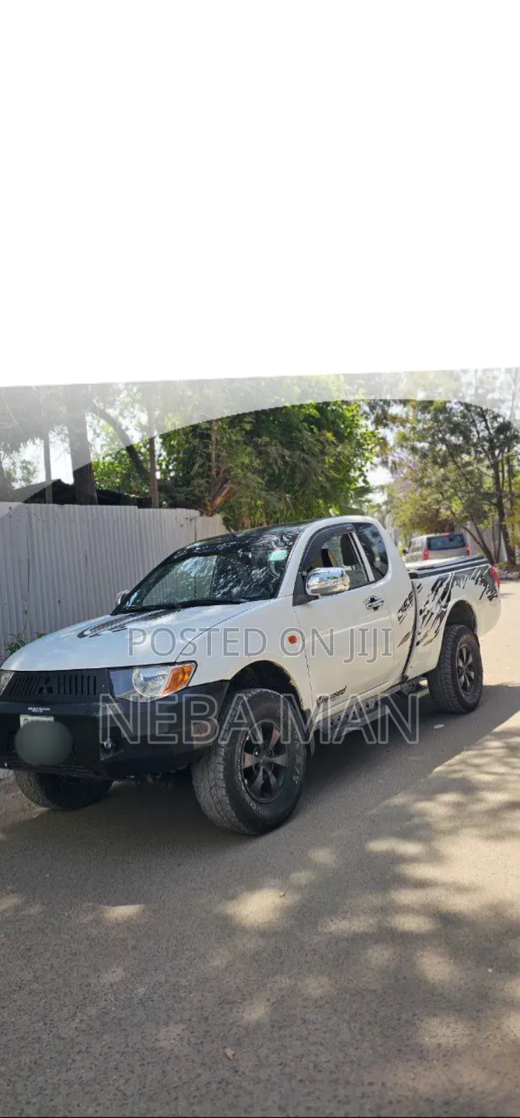 Mitsubishi L200 2008 White