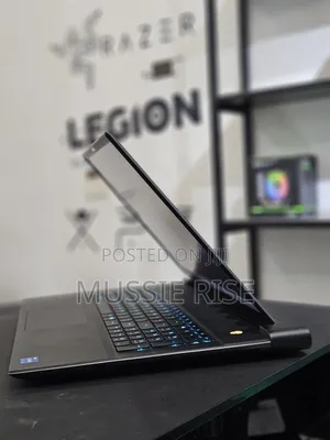 New Laptop Alienware M17x R2 32GB Intel Core I7 SSD 2T