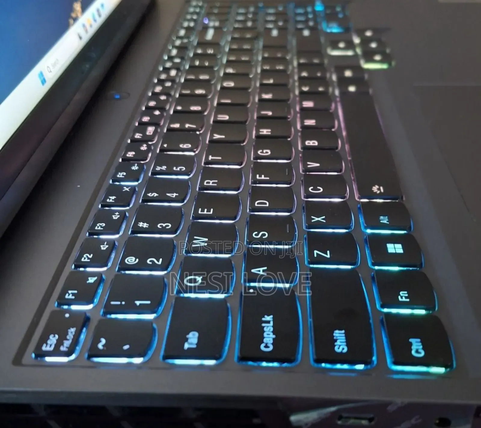 New Laptop Lenovo Legion Y720 16GB AMD Ryzen 7 SSD 512GB