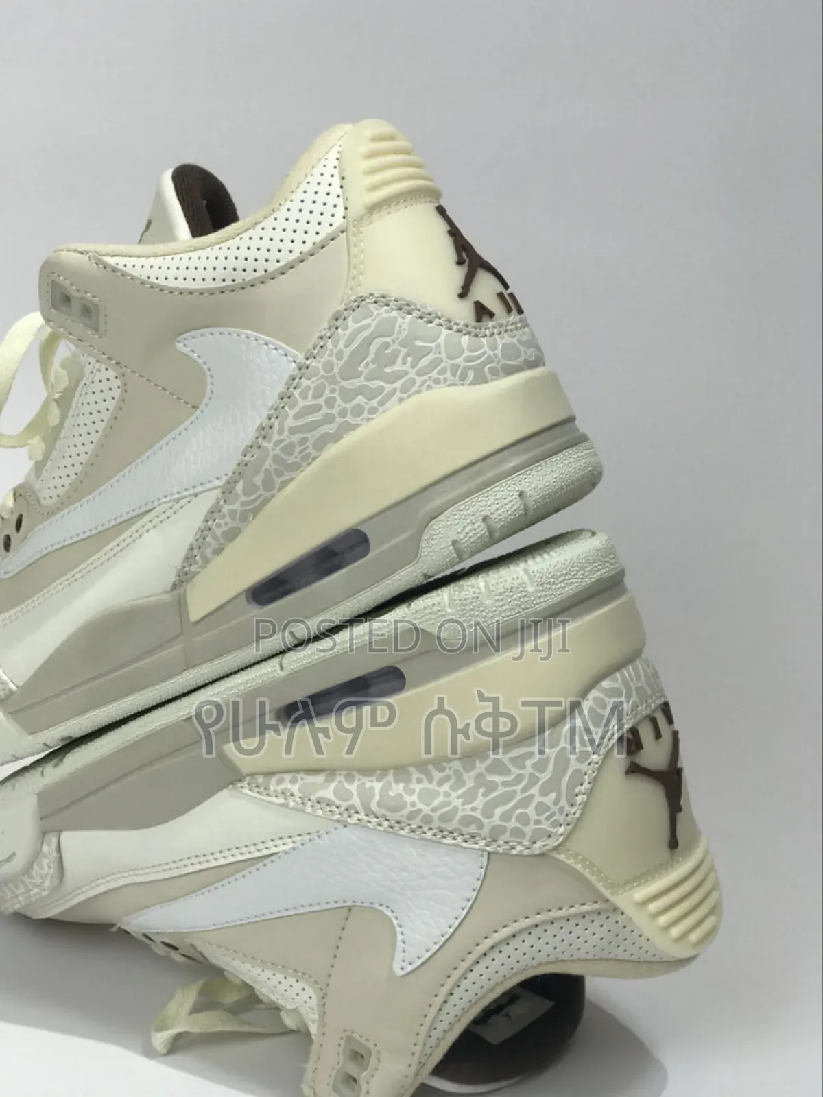 Air Jordan 3 Retro X Travis Scott 'Sail/Pale Ivory' Mid Men's Shoes