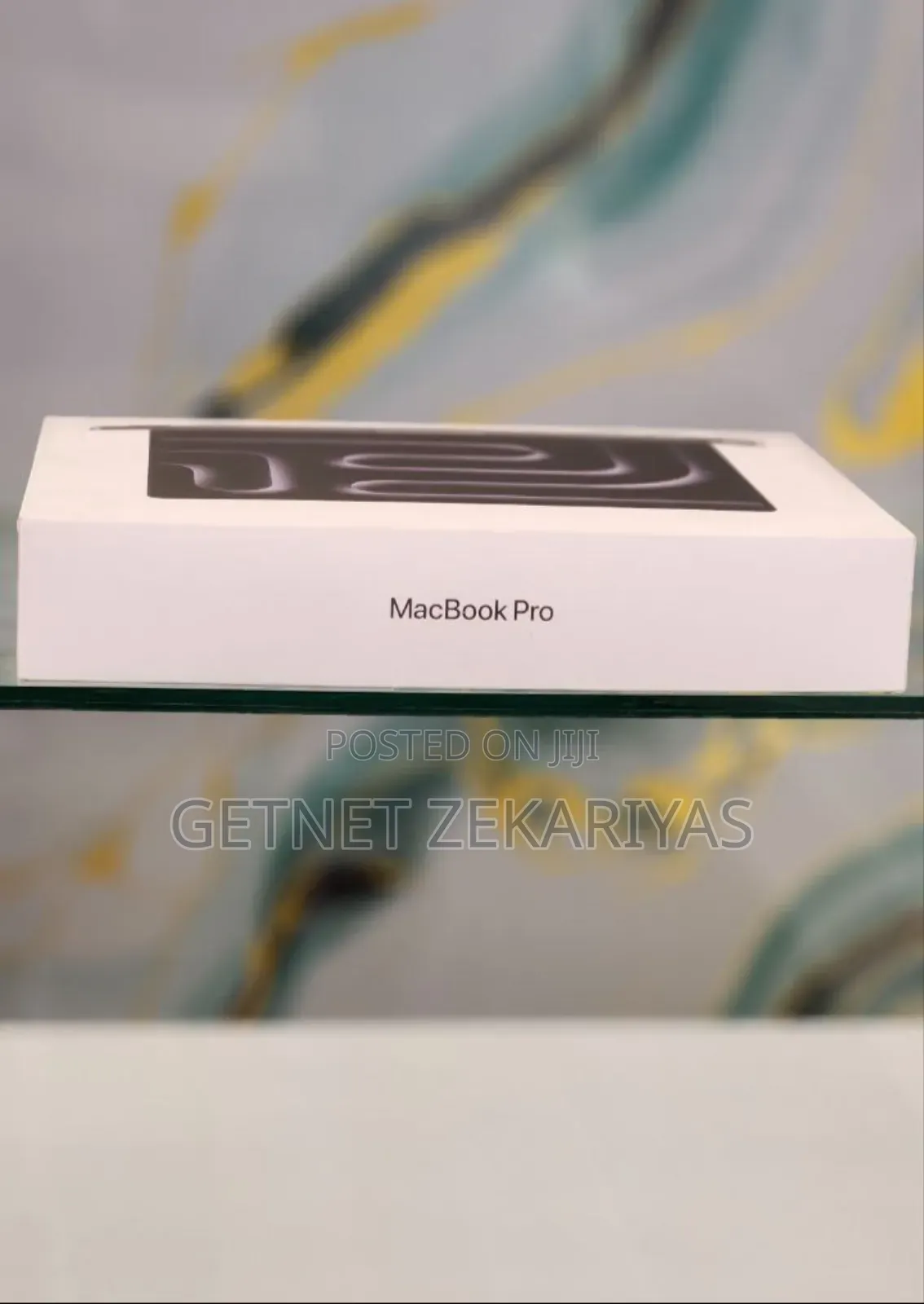 New Laptop Apple Macbook Pro 2025 M5 14-Inch 16GB Apple M4 SSD 512GB