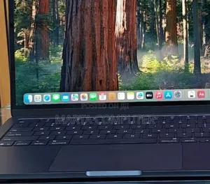 New Laptop Apple MacBook Air 2025 M4 13-Inch 16GB Apple M4 SSD 256GB