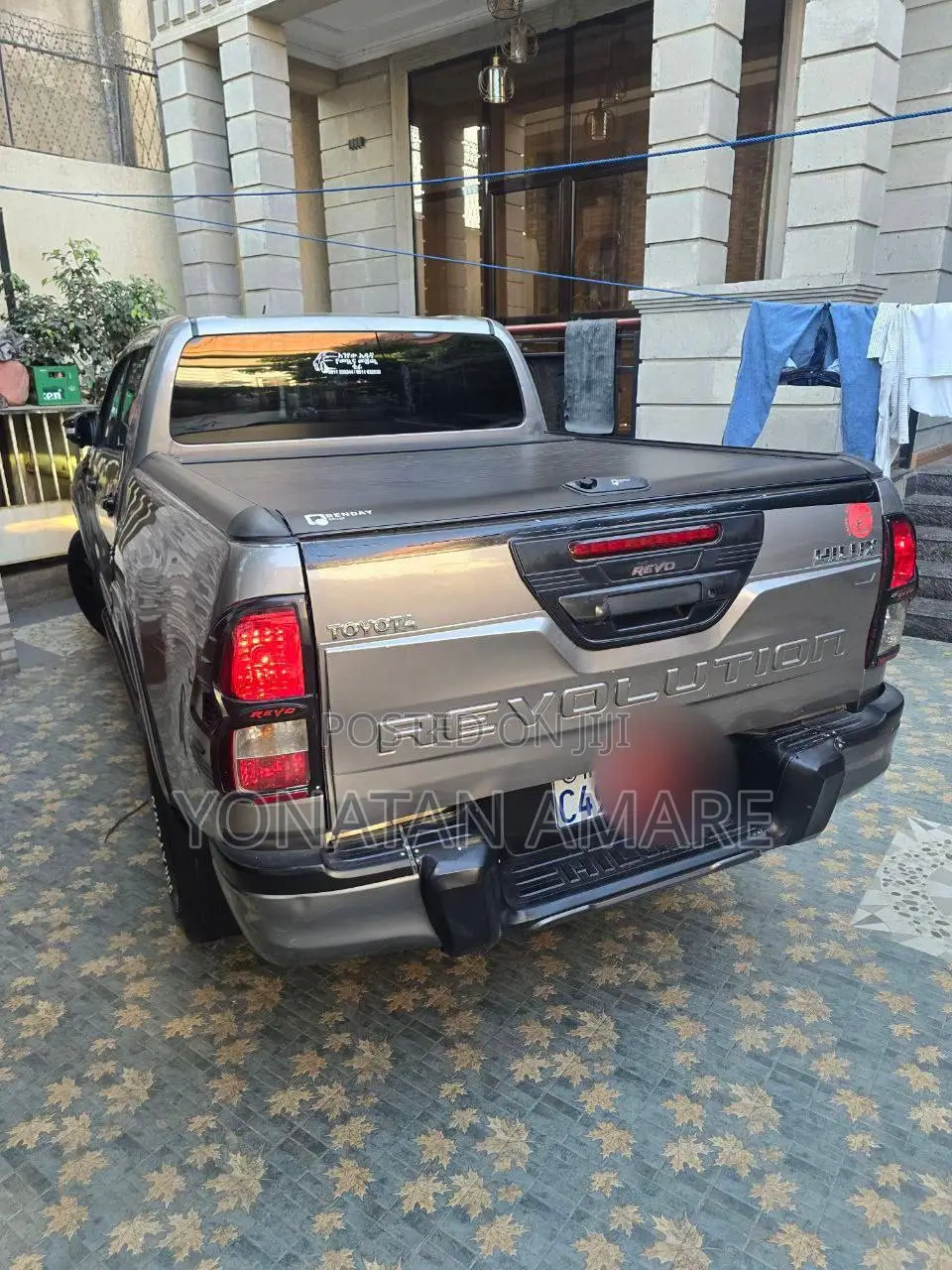 Toyota Hilux 2020 Gold