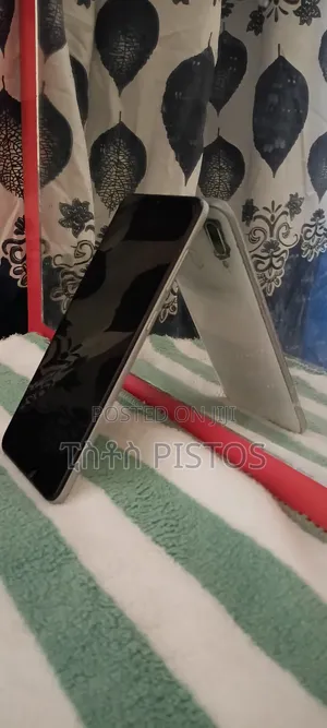 Samsung Galaxy A30 64 GB White