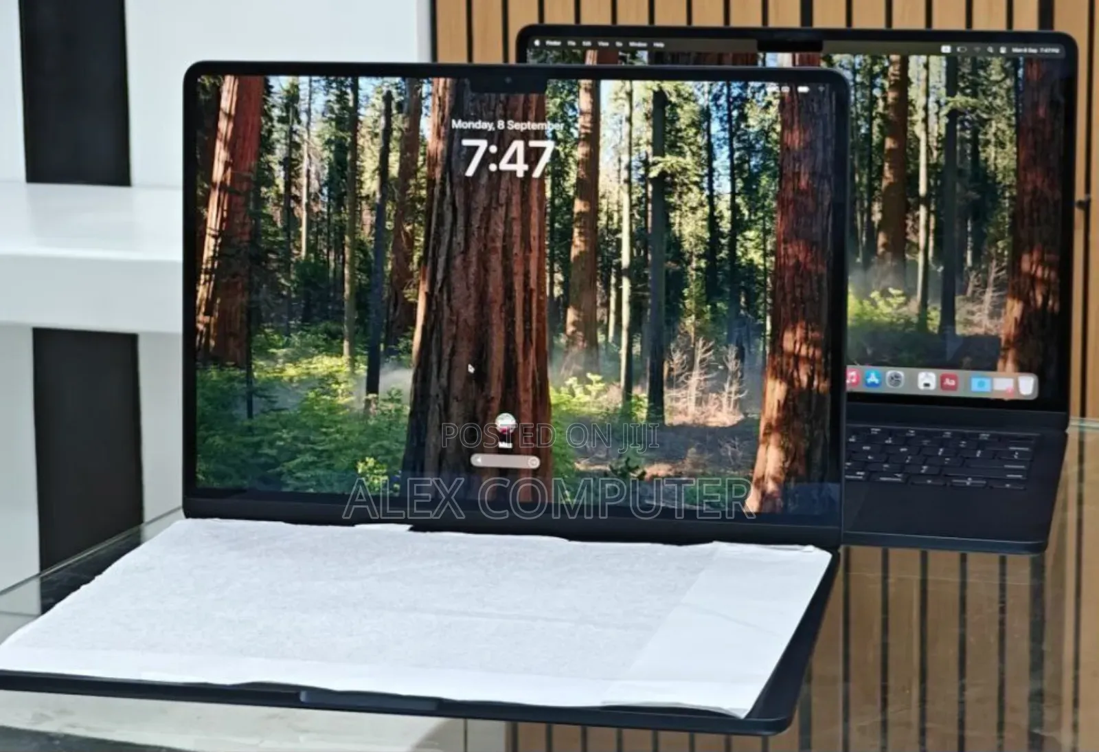 New Laptop Apple MacBook Air 2025 M4 13-Inch 16GB Apple M4 SSD 256GB