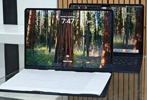 New Laptop Apple MacBook Air 2025 M4 13-Inch 16GB Apple M4 SSD 256GB