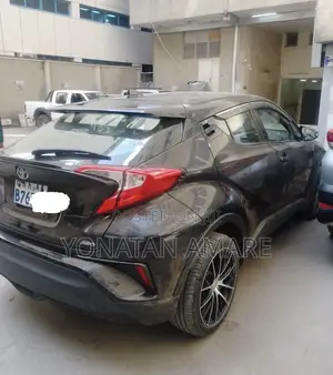 Toyota C-HR 2020 Brown
