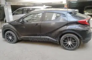 Toyota C-HR 2020 Brown